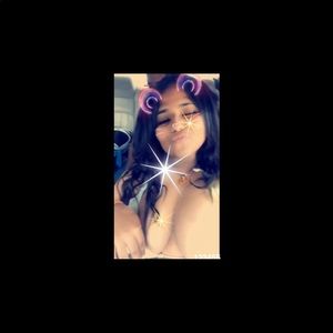 Meet your Posher, Yolanda